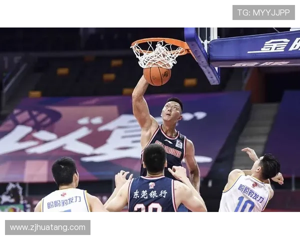 中国篮球队再创辉煌 新星崭露头角备战世界杯展现强大实力