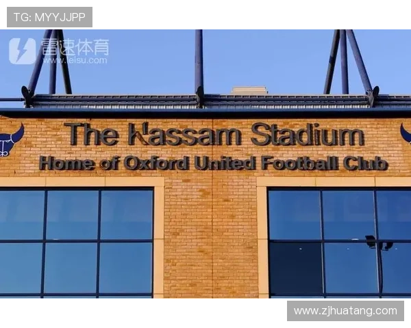 斯温登俱乐部再创佳绩新援加盟球队展现重振英甲雄心