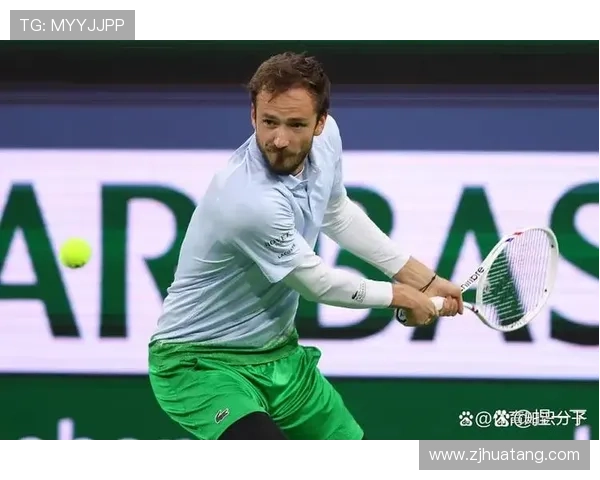 网球赛场风云再起 全球顶级选手纷纷亮相争夺年终总决赛冠军