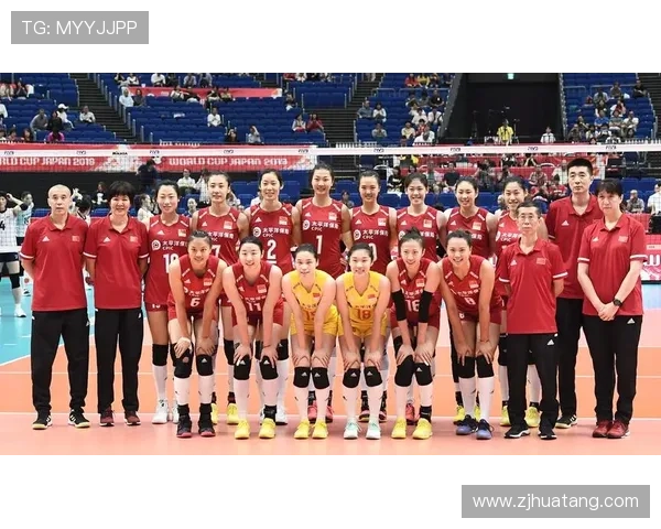 中国女排逆袭成功 力克强敌晋级世界杯决赛 展现顽强拼搏精神